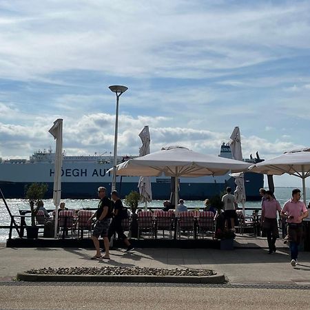 Beachfront Boutiquehotel Vlissingen Bagian luar foto
